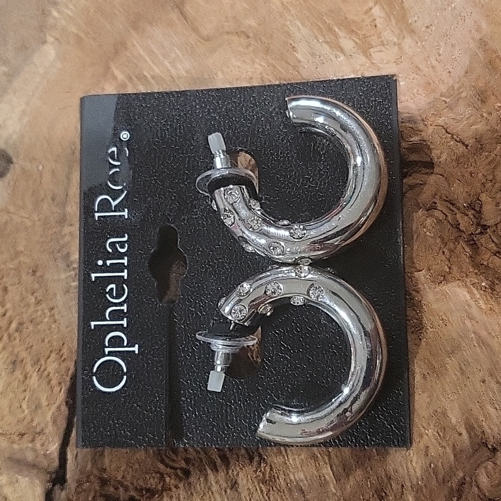 NWT Ophelia Roe silver CZ hoops